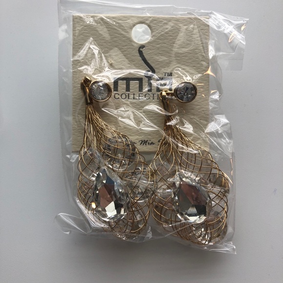 12 MIA Gold Tone Crystals Earring Bundle Set - Picture 3 of 3